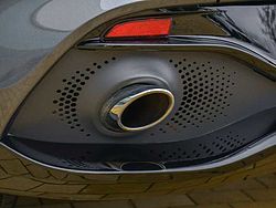 Aston Martin DBX ** Sport Exhaust**, AHK, Standheizung